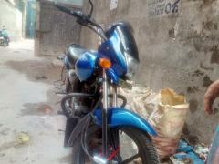 BAJAJ Platina 100